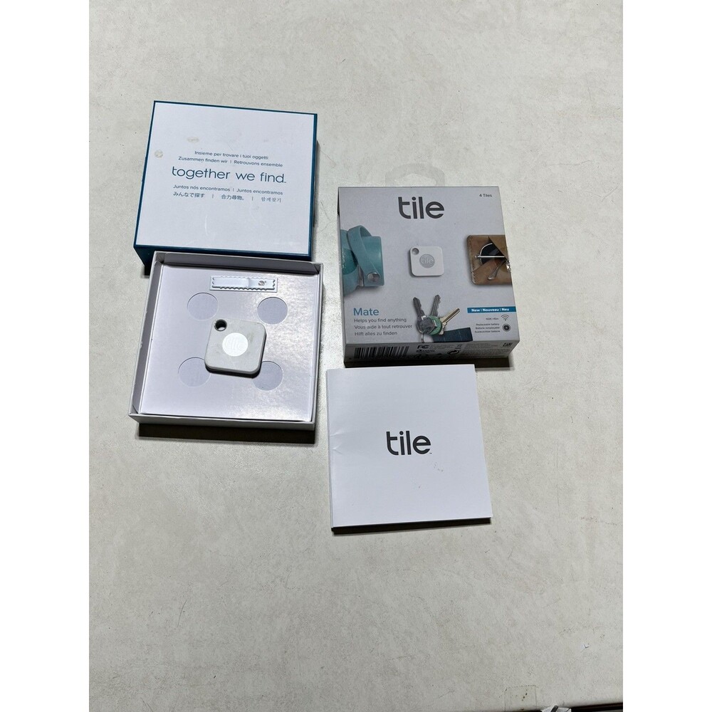 Tile Mate 2018 Bluetooth item trackers, model T5001 / retail model RT-13004